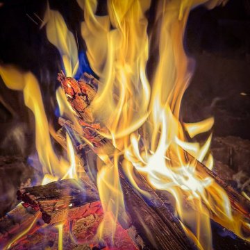 Návod k rozdělání ohně pomocí křesadla